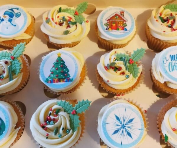 Christmas Cupcakes - Image 3